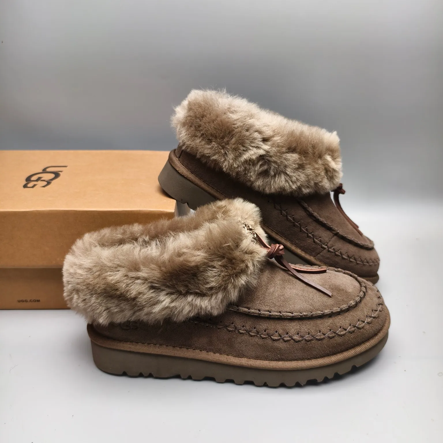 💰520 UGG sheepskin integrated snow boots 8258 ethnic style casual boots color: chestnut antelope brown matching size: 35-40